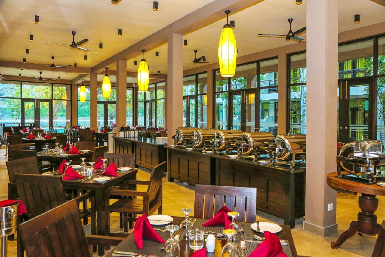 Hotel Oak Ray Wild Yala Tissamaharama Exterior foto